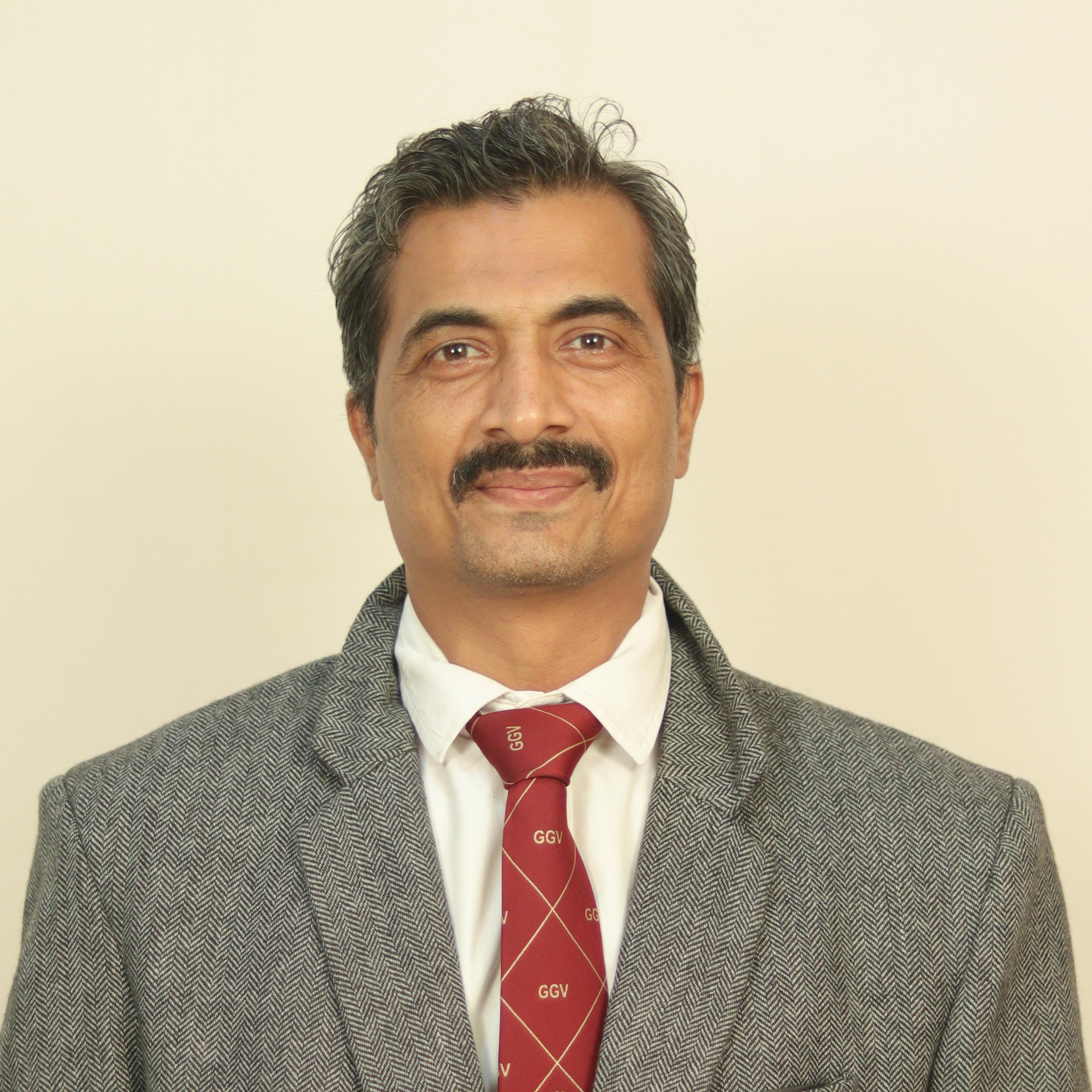 डॉ महावीर हीरालाल घंटे